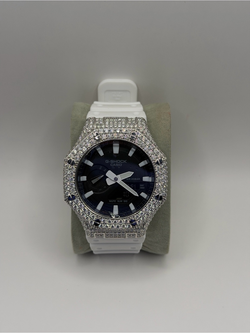 Wearable Watch Identification - Picture 4 of 5